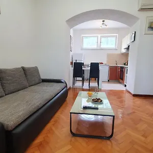 apartman-ana-1.in-istria.net/